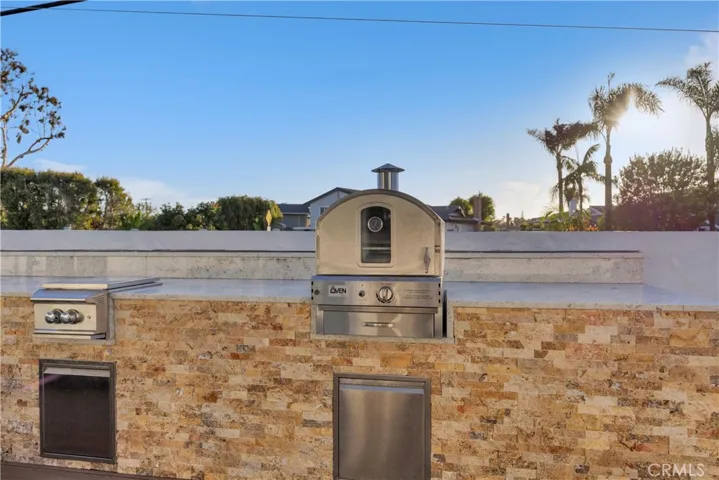 17451 Avalon, Huntington Beach, California 92647