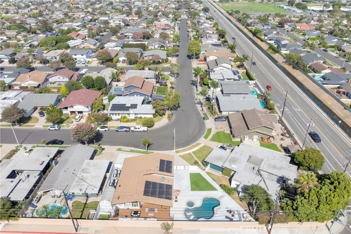 17451 Avalon, Huntington Beach, California 92647
