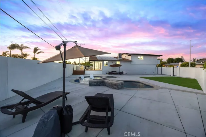 17451 Avalon, Huntington Beach, California 92647