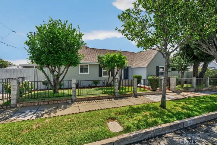 416 N Monterey, Ontario, California 91764