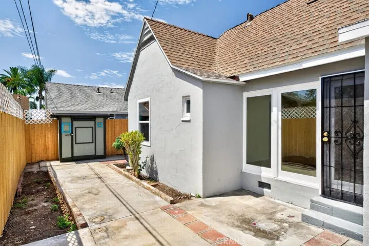 416 N Monterey, Ontario, California 91764