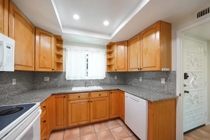 12102 Rancho Bernardo Road B, San Diego, California 92128