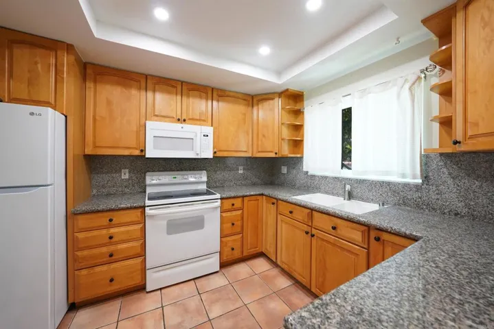 12102 Rancho Bernardo Road B, San Diego, California 92128