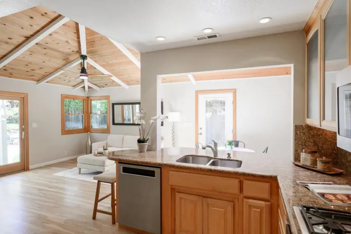 14 Purple Hills Court, Scotts Valley, California 95066