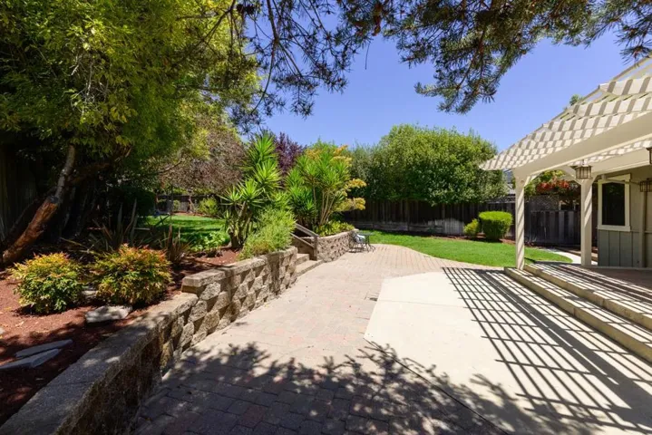 14 Purple Hills Court, Scotts Valley, California 95066