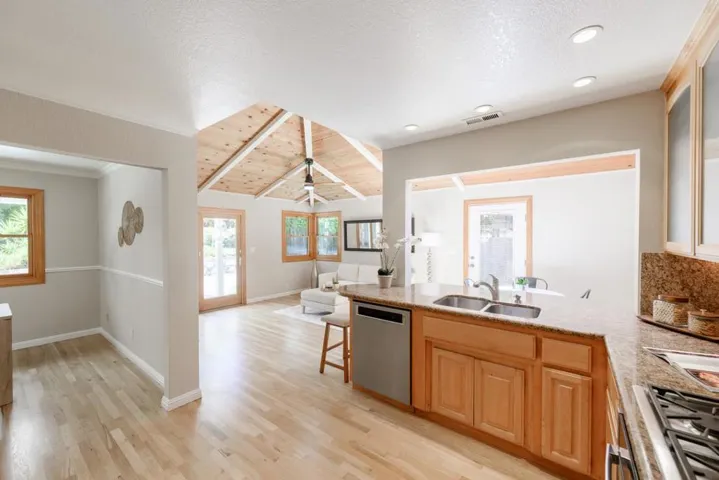 14 Purple Hills Court, Scotts Valley, California 95066