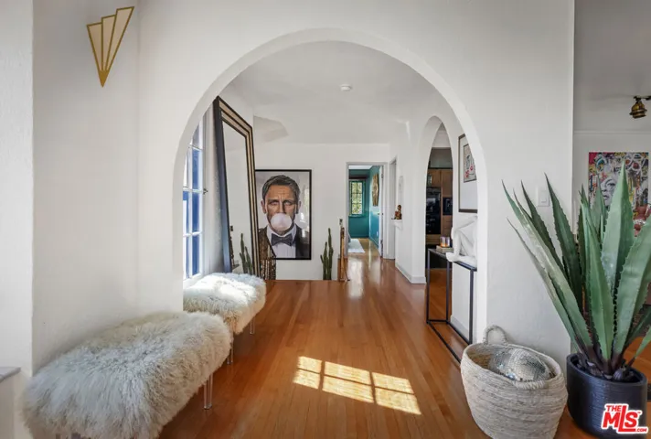 2614 Rutherford Drive, Los Angeles, California 90068