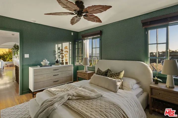 2614 Rutherford Drive, Los Angeles, California 90068