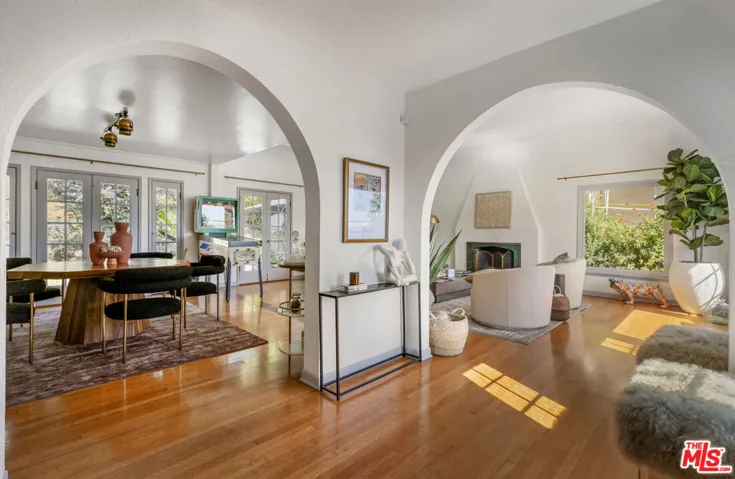 2614 Rutherford Drive, Los Angeles, California 90068