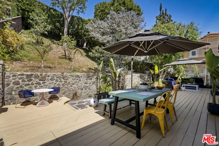 2614 Rutherford Drive, Los Angeles, California 90068