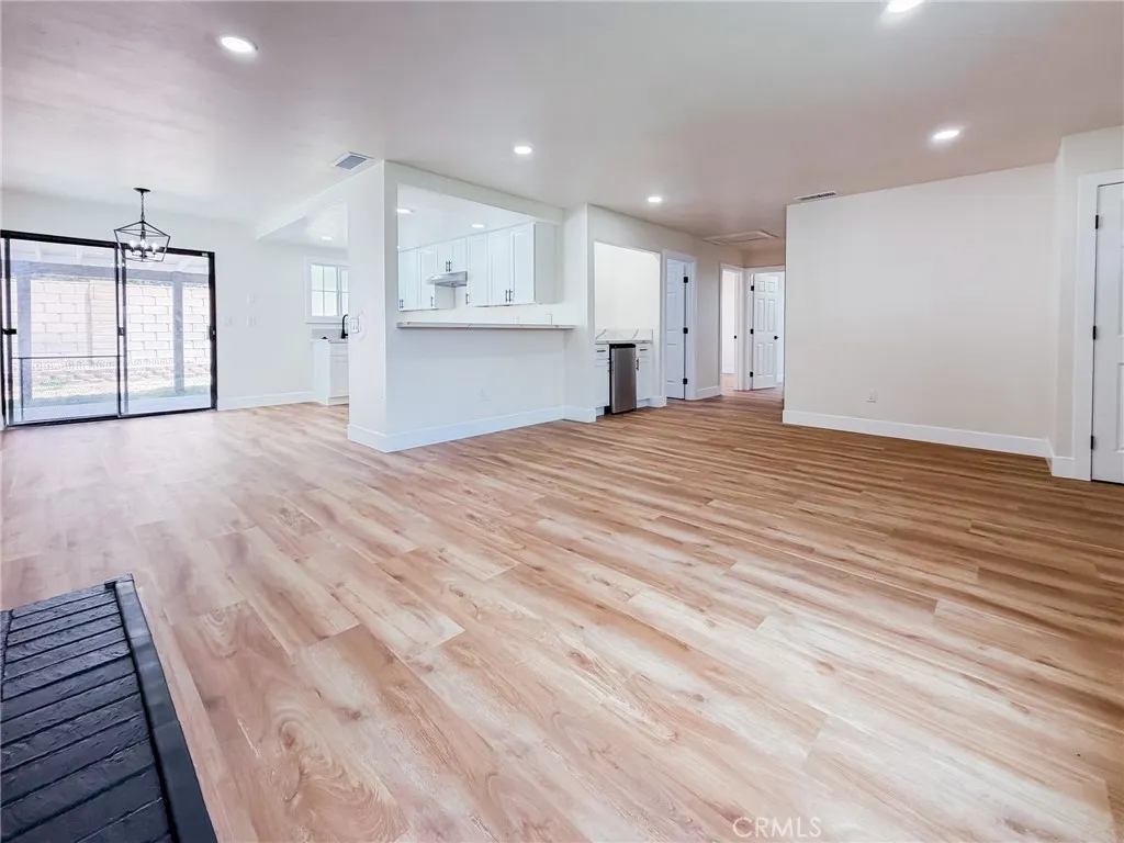2127 Valleywood, Colton, California 92324 — photo 5