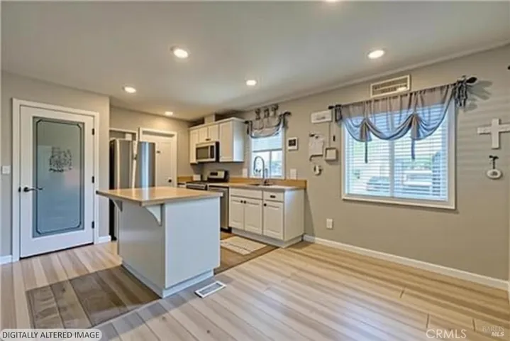 5020 Lakeshore Boulevard, Lakeport, California 95453