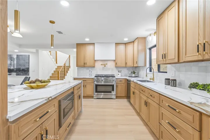10321 Kamuela Drive, Huntington Beach, California 92646