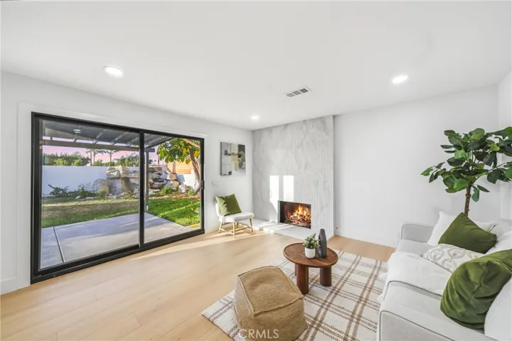 10321 Kamuela Drive, Huntington Beach, California 92646
