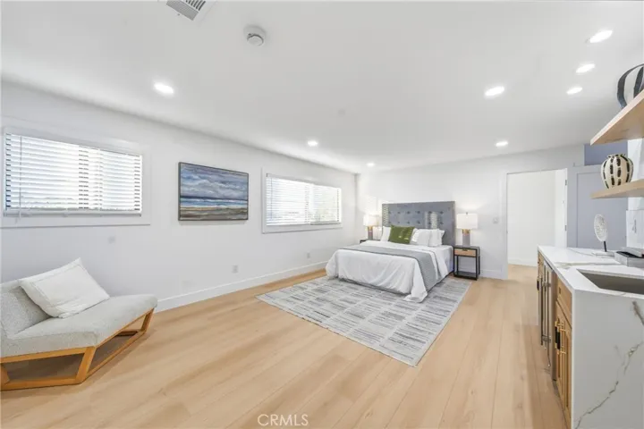 10321 Kamuela Drive, Huntington Beach, California 92646