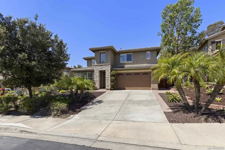 623 Edgewater, San Marcos, California 92078
