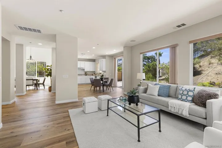 623 Edgewater, San Marcos, California 92078