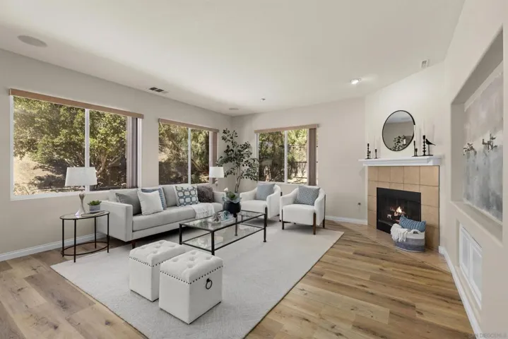 623 Edgewater, San Marcos, California 92078