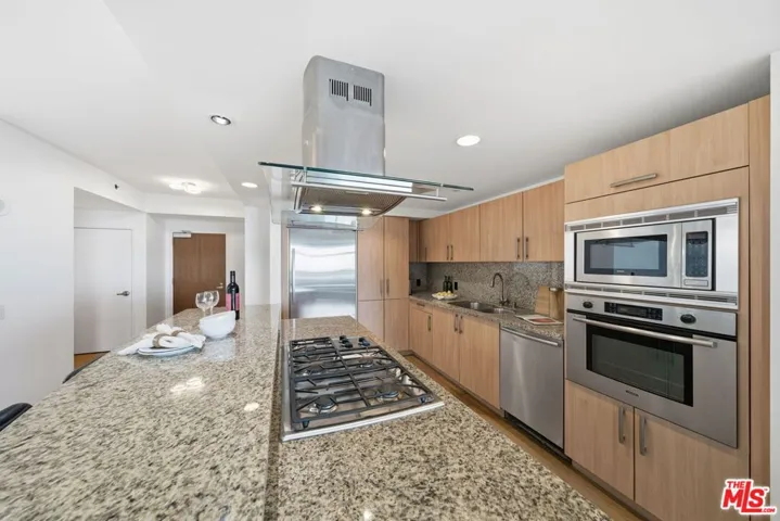 13650 Marina Pointe Drive 1603, Marina Del Rey, California 90292