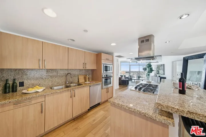 13650 Marina Pointe Drive 1603, Marina Del Rey, California 90292