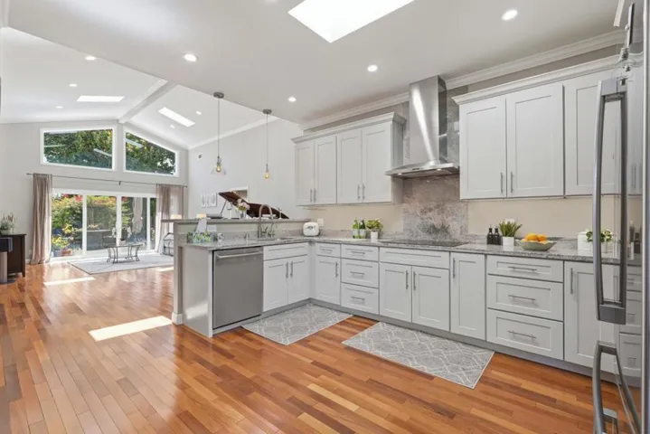 981 Curtis Avenue, Santa Clara, California 95051