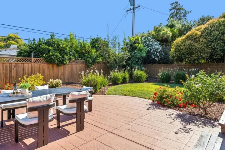 18548 Paseo Tierra, Saratoga, California 95070