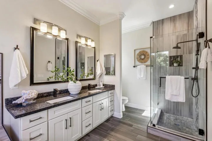 18548 Paseo Tierra, Saratoga, California 95070
