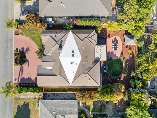 18548 Paseo Tierra, Saratoga, California 95070