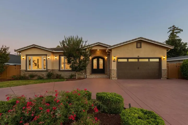 18548 Paseo Tierra, Saratoga, California 95070