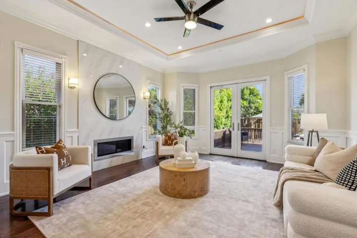 18548 Paseo Tierra, Saratoga, California 95070