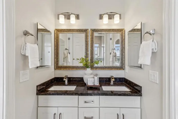 18548 Paseo Tierra, Saratoga, California 95070