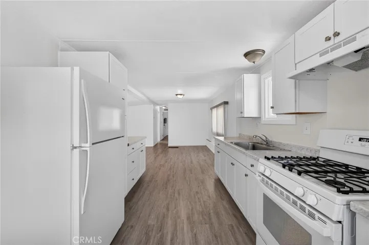 12874 California Street 18, Yucaipa, California 92399 — photo 4