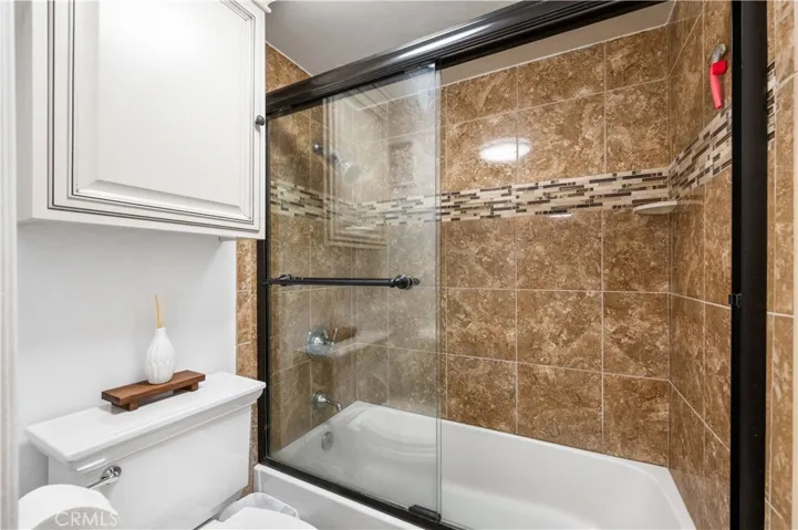 35 Linden 410, Long Beach, California 90802