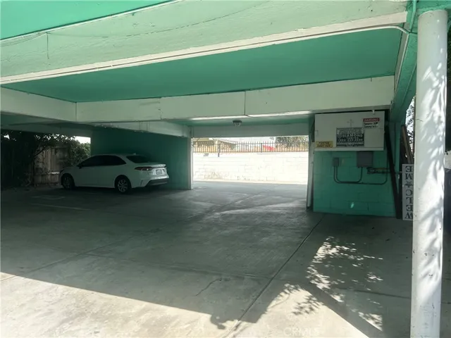 4727 Oakwood Avenue, Los Angeles, California 90004