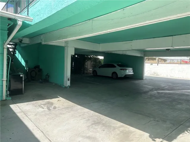 4727 Oakwood Avenue, Los Angeles, California 90004