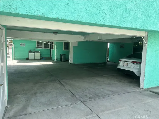 4727 Oakwood Avenue, Los Angeles, California 90004