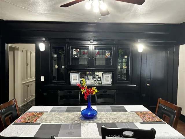 4727 Oakwood Avenue, Los Angeles, California 90004