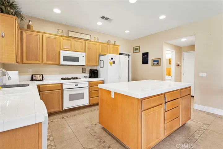 13328 Morningside, Hesperia, California 92344