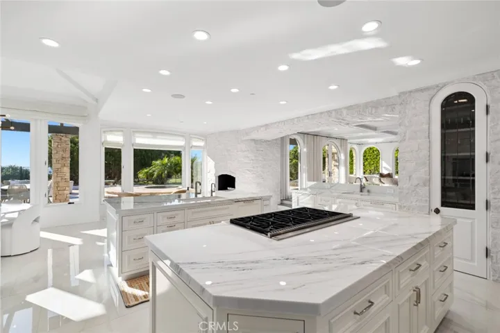 15 Shoreline, Newport Coast, California 92657