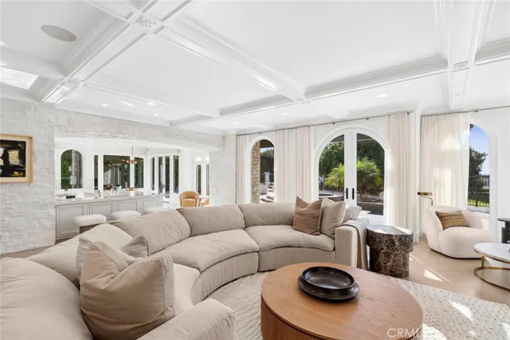 15 Shoreline, Newport Coast, California 92657
