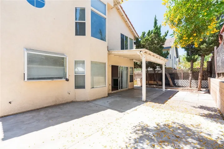 14248 Tuolumne Court, Fontana, California 92336