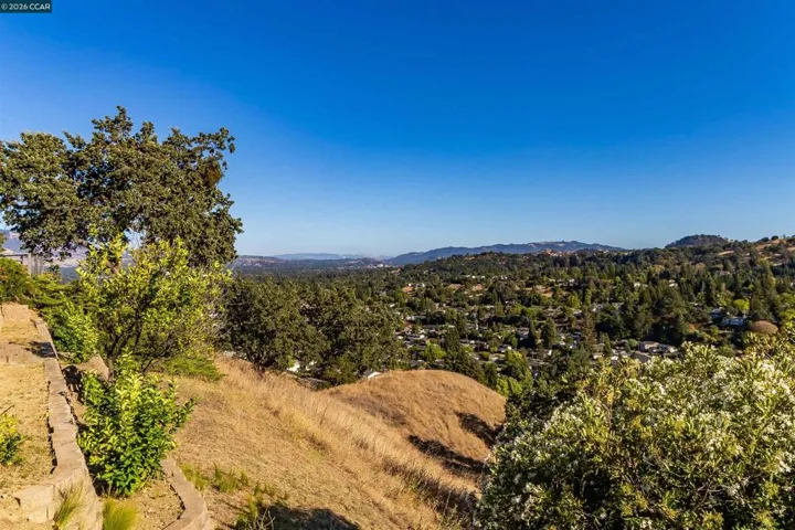 640 Skyline Dr, Martinez, California 94553