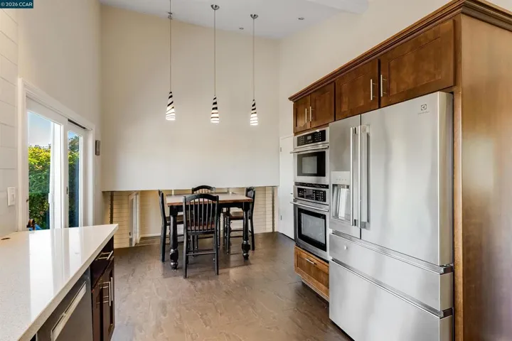 640 Skyline Dr, Martinez, California 94553