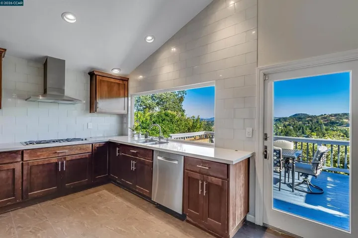 640 Skyline Dr, Martinez, California 94553