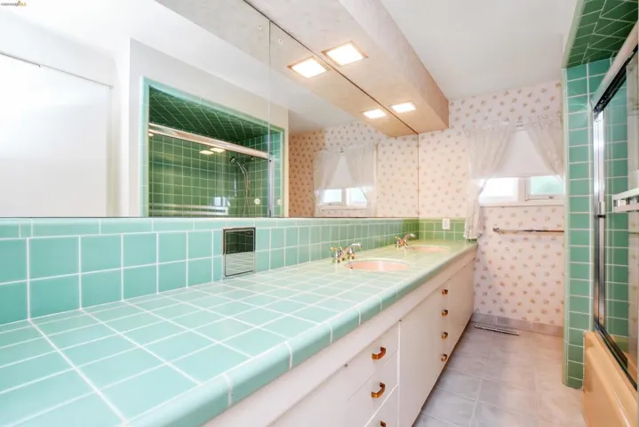 227 Pueblo Dr, Pittsburg, California 94565
