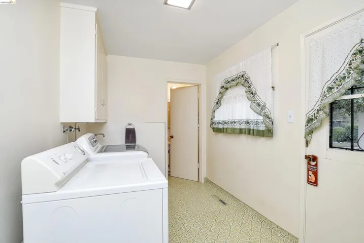 227 Pueblo Dr, Pittsburg, California 94565