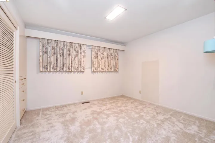 227 Pueblo Dr, Pittsburg, California 94565