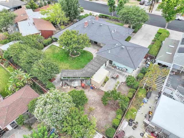 227 Pueblo Dr, Pittsburg, California 94565