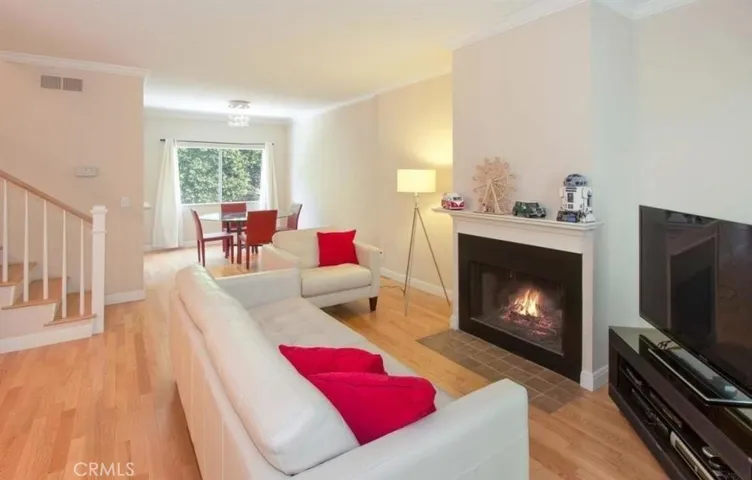 478 S Madison 5, Pasadena, California 91101