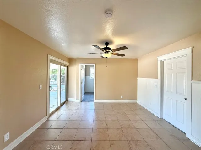 8938 Evergreen, Hesperia, California 92345